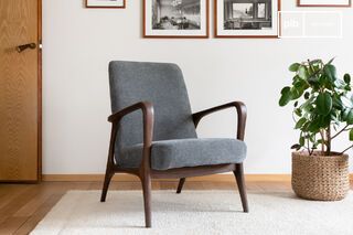 Sessel aus dunkler, massiver Esche und grauem Stoff